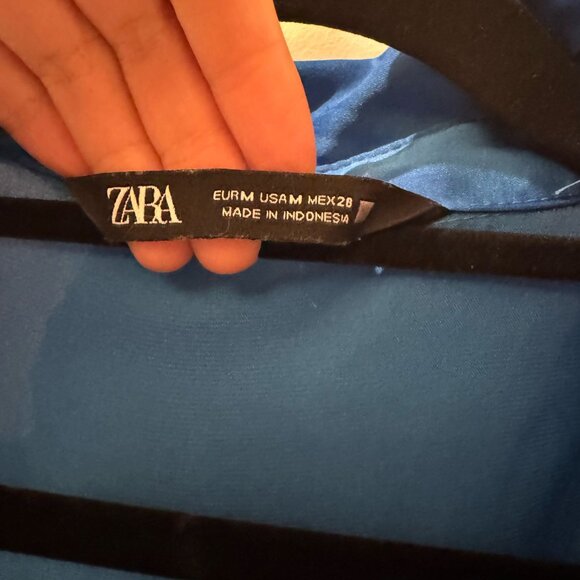 Deep Navy Satin Wide Cuff Button Up Shirt - Picture 4 of 4